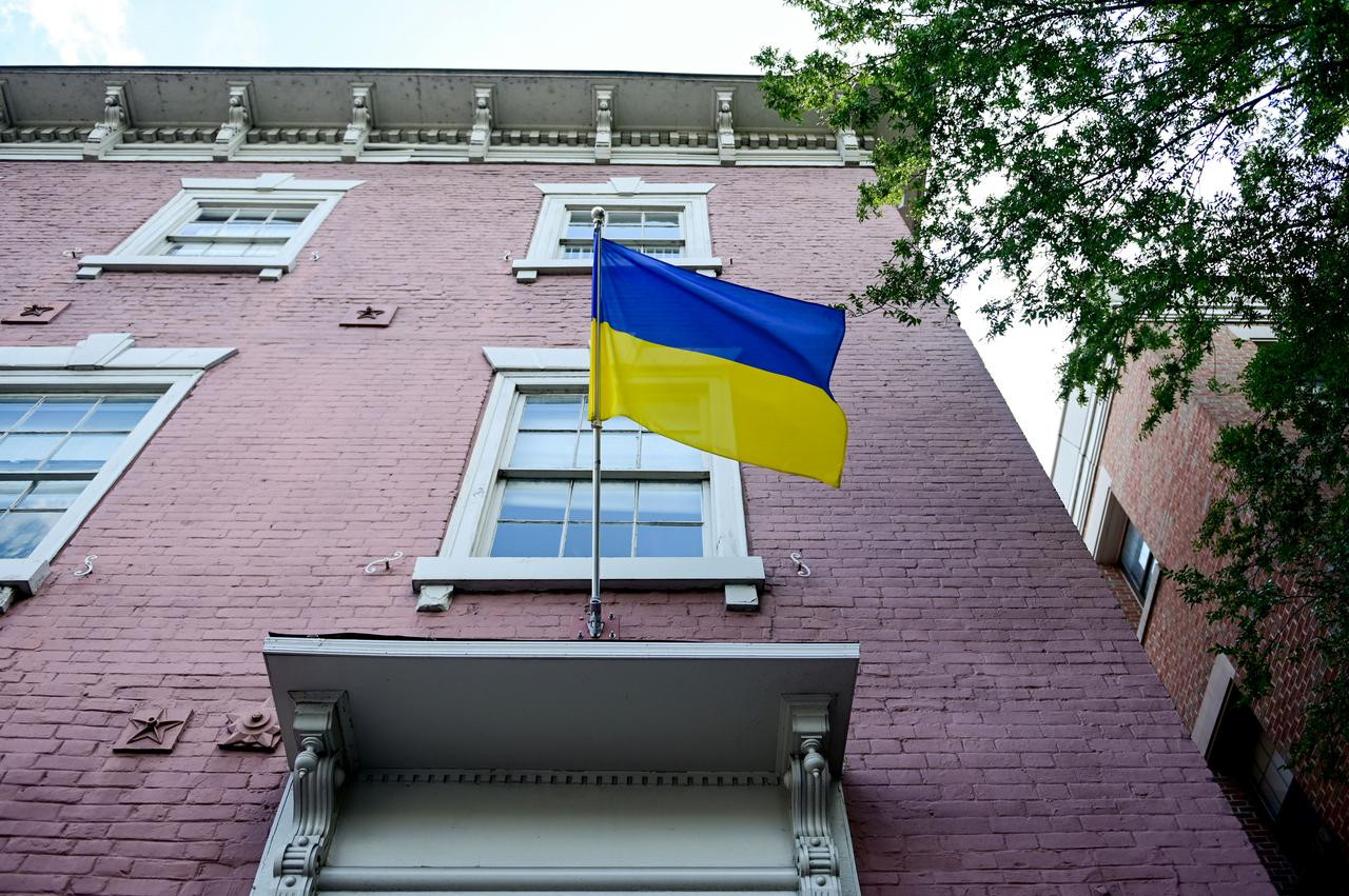Đại sứ quán Ukraine tại Washington, Mỹ, ảnh chụp hôm 23-9. Ảnh Reuters