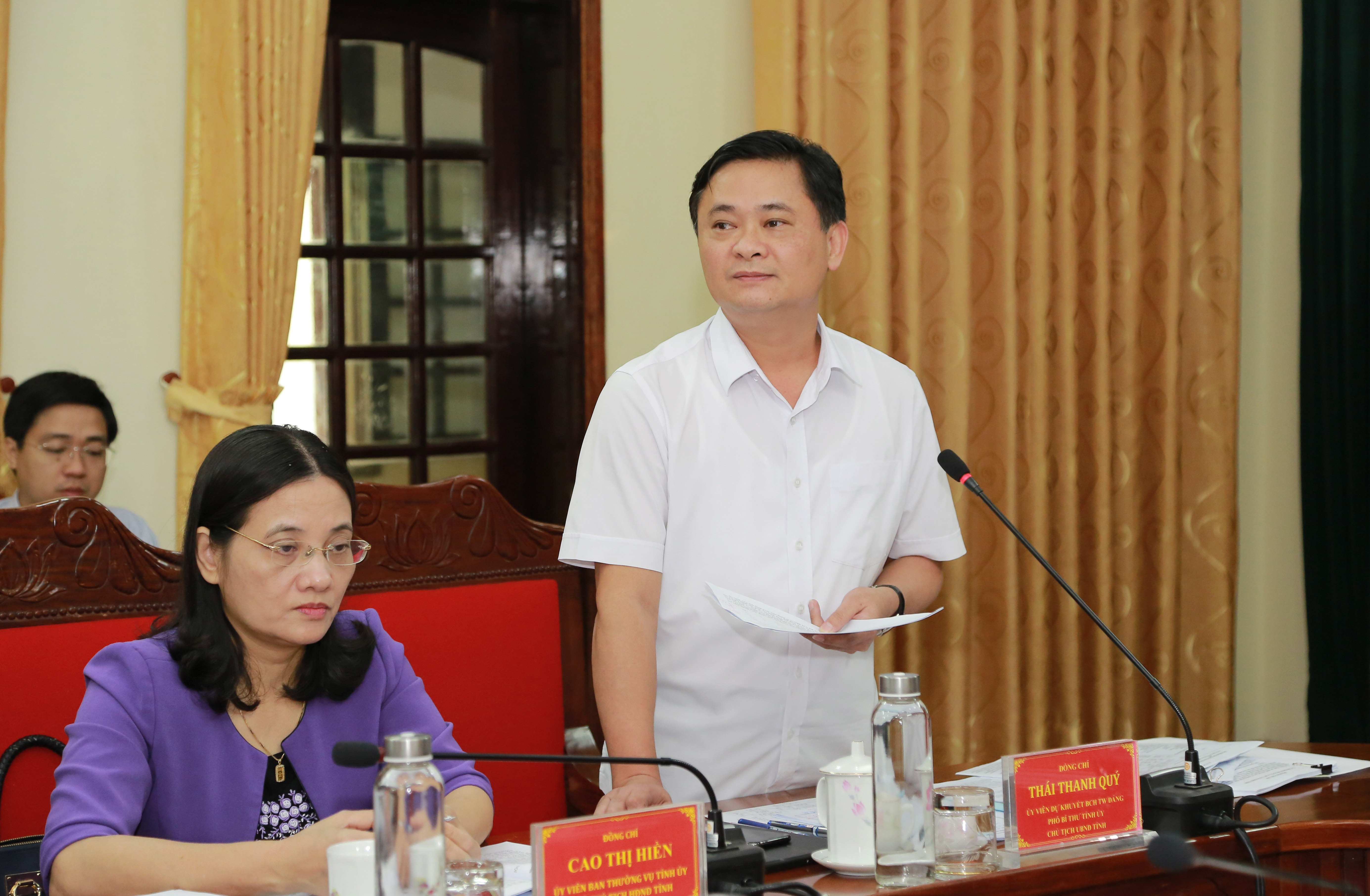 Chủ tịch UBND tỉnh Thái Thanh Quý phát biểu tại buổi làm việc. Ảnh: Đào Tuấn