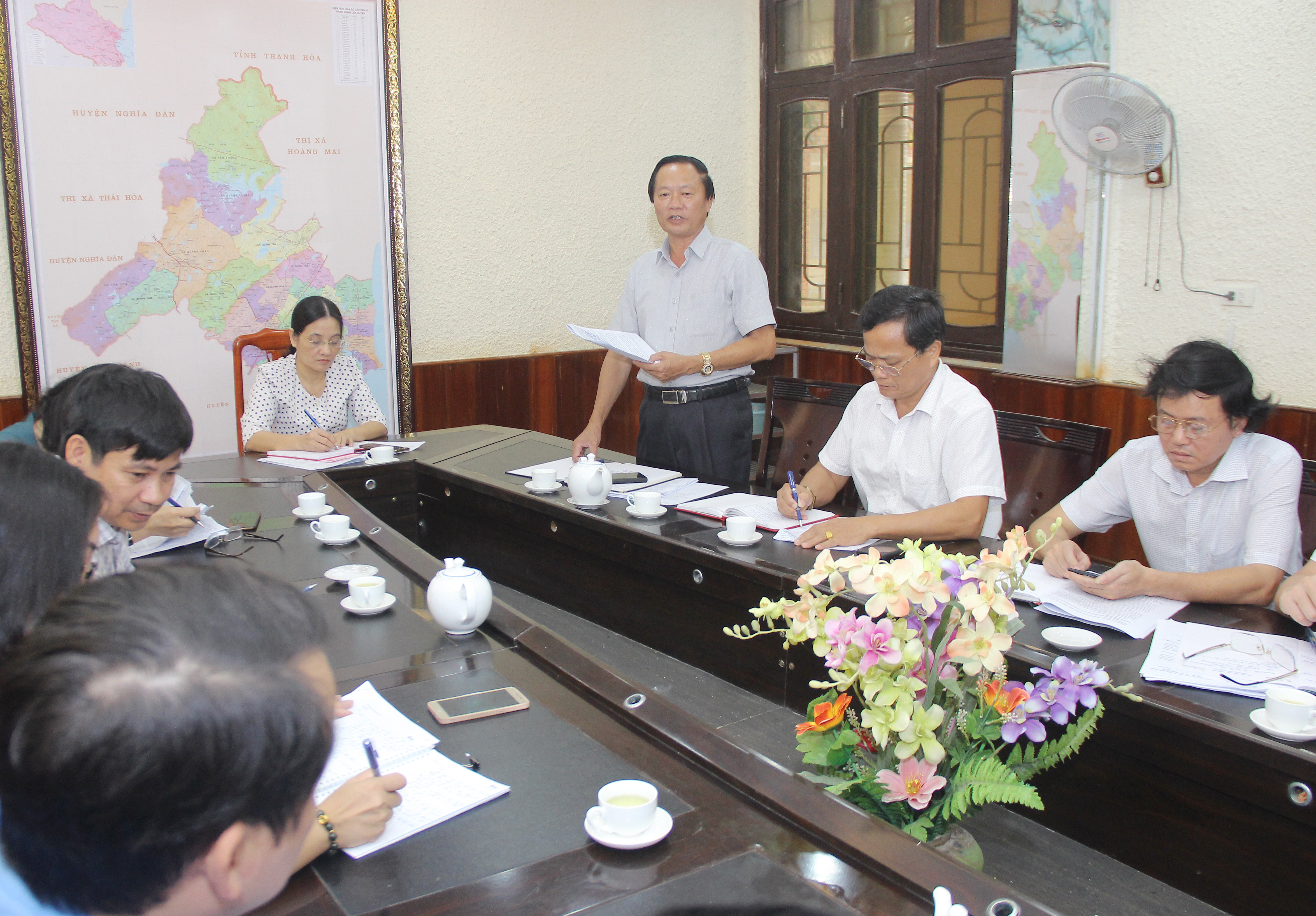 Phó Chủ tịch UBND huyện Hồ Ngọc Dũng đề nghị tỉnh cần cho huyện Quỳnh Lưu 