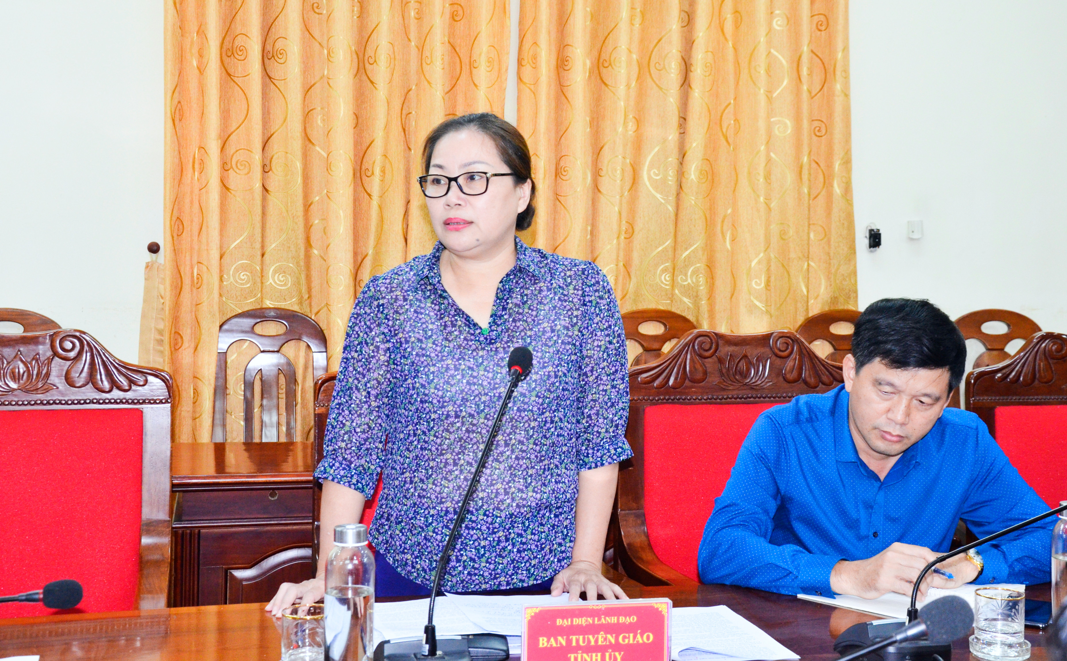 Đồng chí Nguyễn Thị Thu Hường - Ủy viên Ban Thường vụ, Trưởng Ban Tuyên giáo phát biểu về chuẩn bị kế hoạch tuyên truyền đại hội Đảng các cấp. Ảnh Thanh Lê