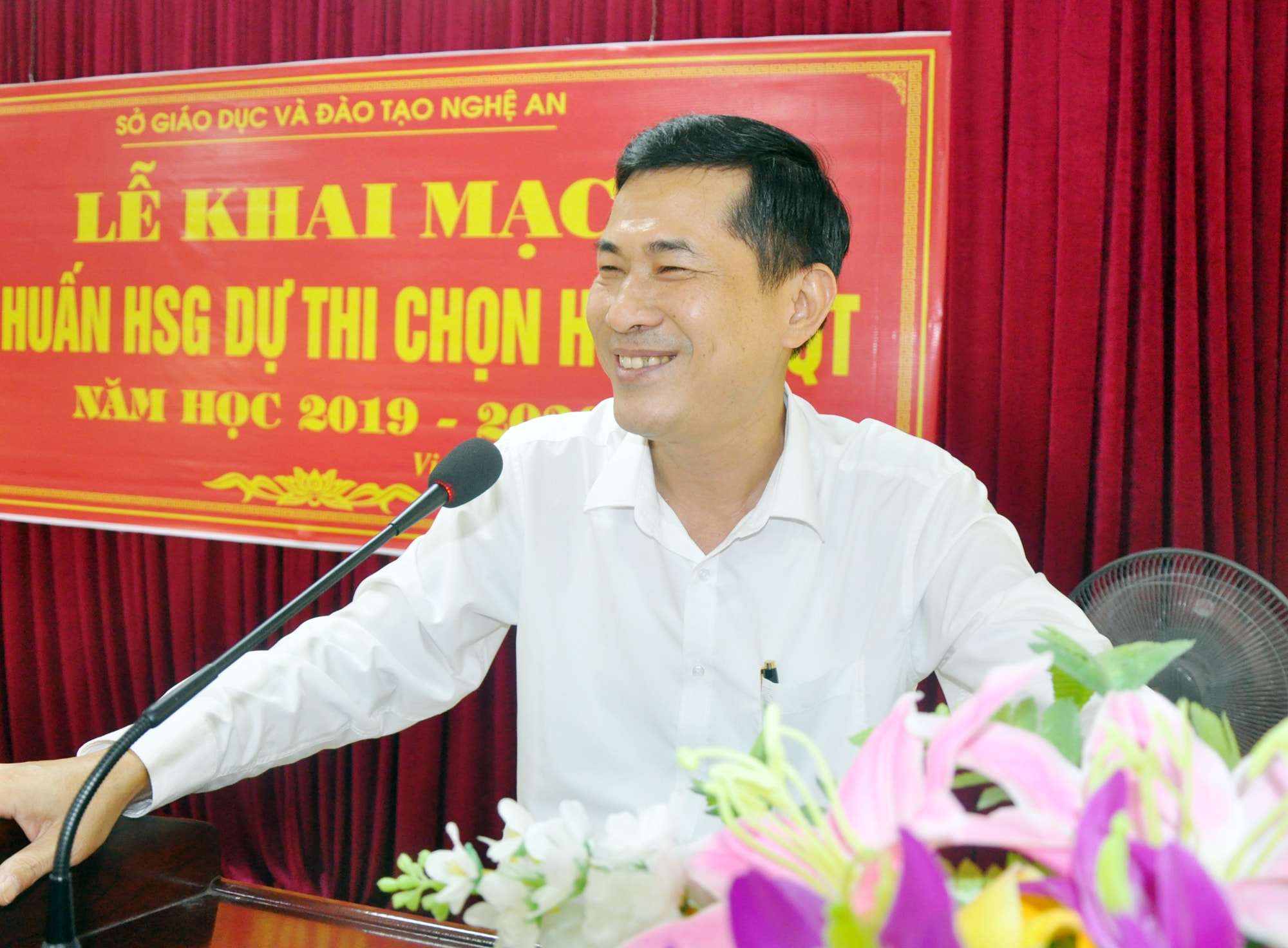 Đồng chí Thái Văn Thành - Ủy viên BCH Đảng bộ tỉnh, Giám đốc Sở Giáo dục và Đào tạo 
