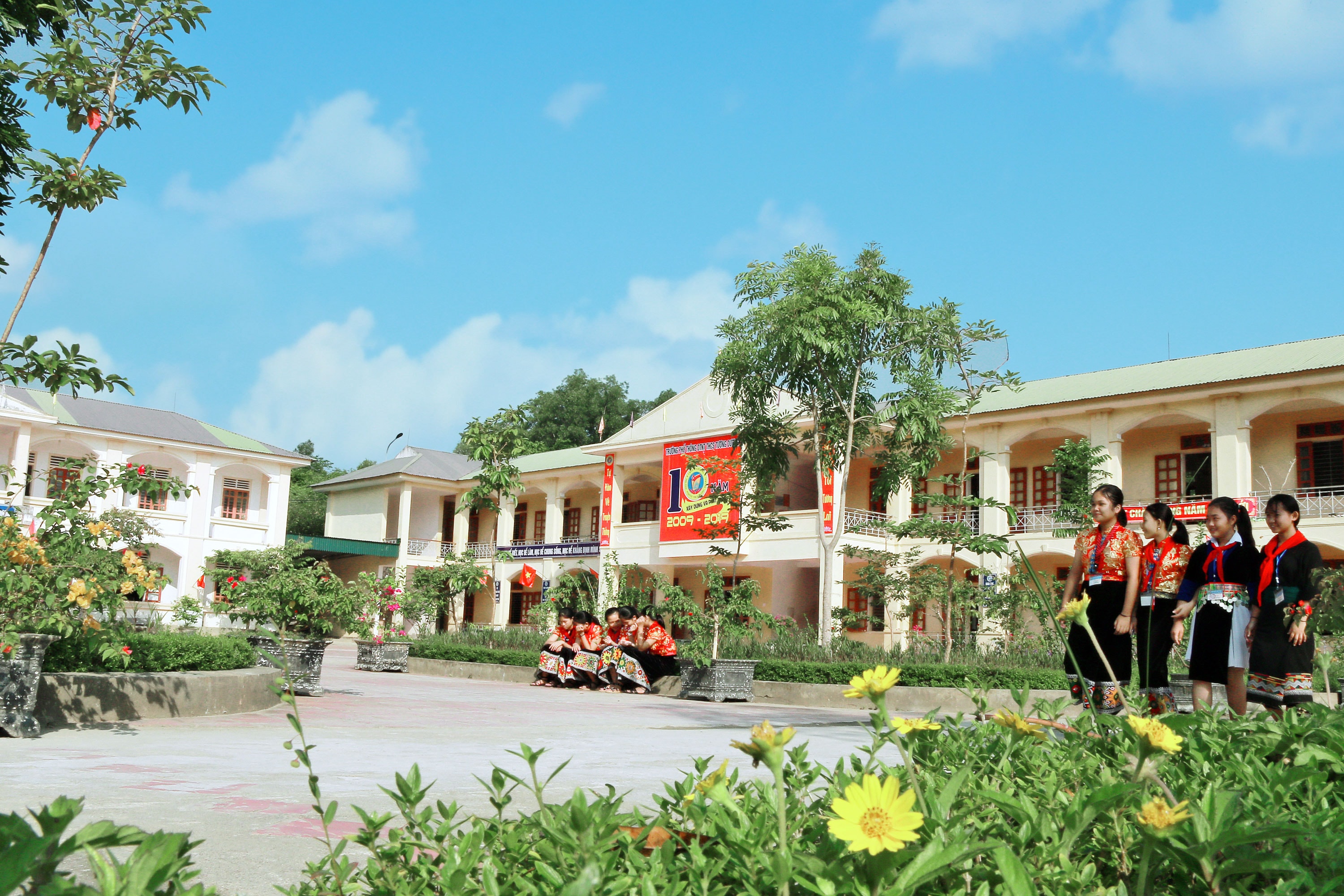 TRUONG PTDTNT THCS TUONG DUONG: Hanh trinh 10 nam phan dau, xay dung va truong thanh-hinh-anh-1