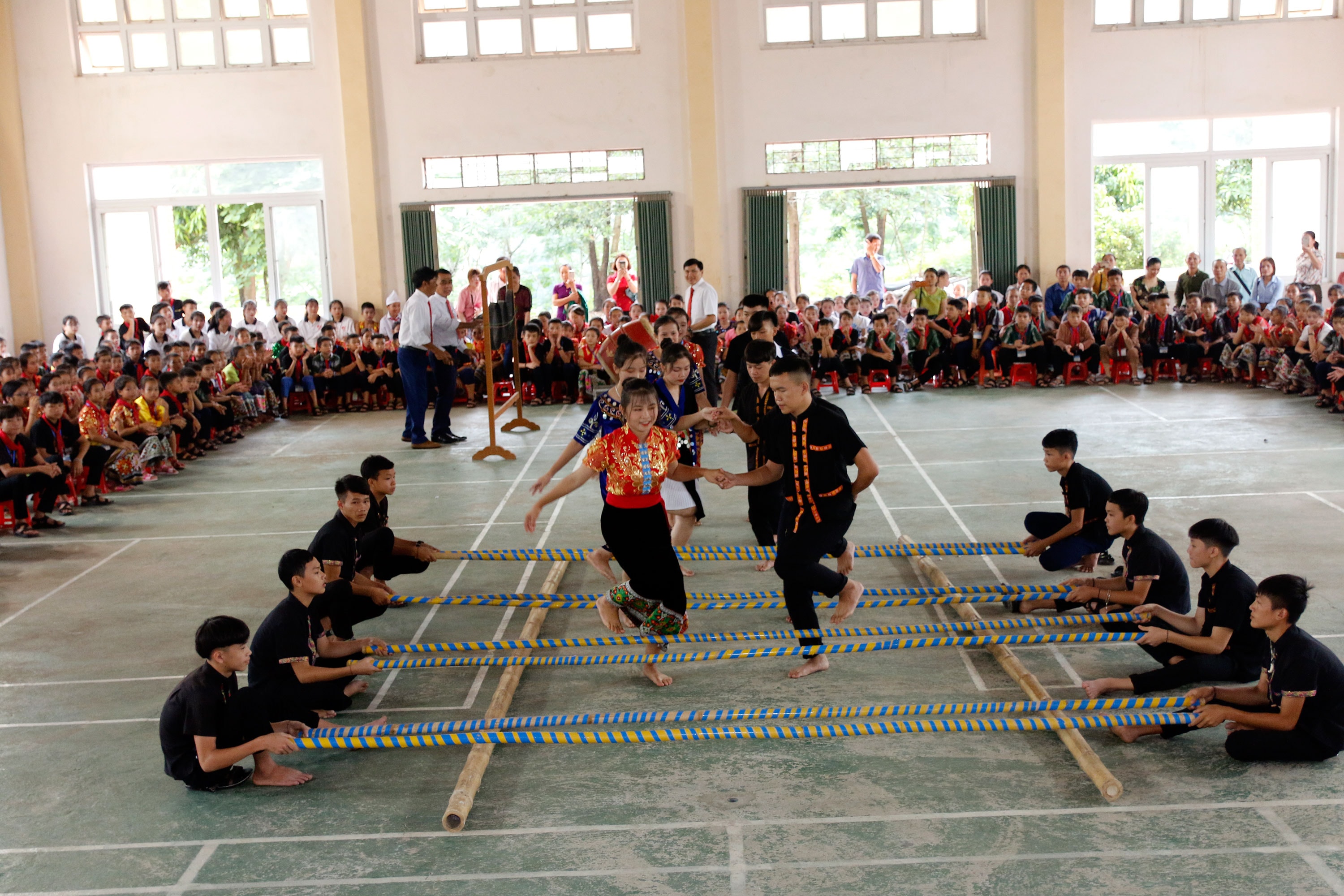 TRUONG PTDTNT THCS TUONG DUONG: Hanh trinh 10 nam phan dau, xay dung va truong thanh-hinh-anh-4