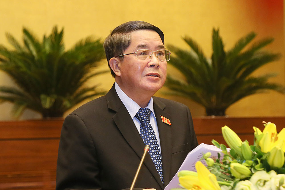 Chủ nhiệm Ủy ban Tài chính, ngân sách của QH Nguyễn Đức Hải phát biểu tại phiên họp. Ảnh Minh Đạt
