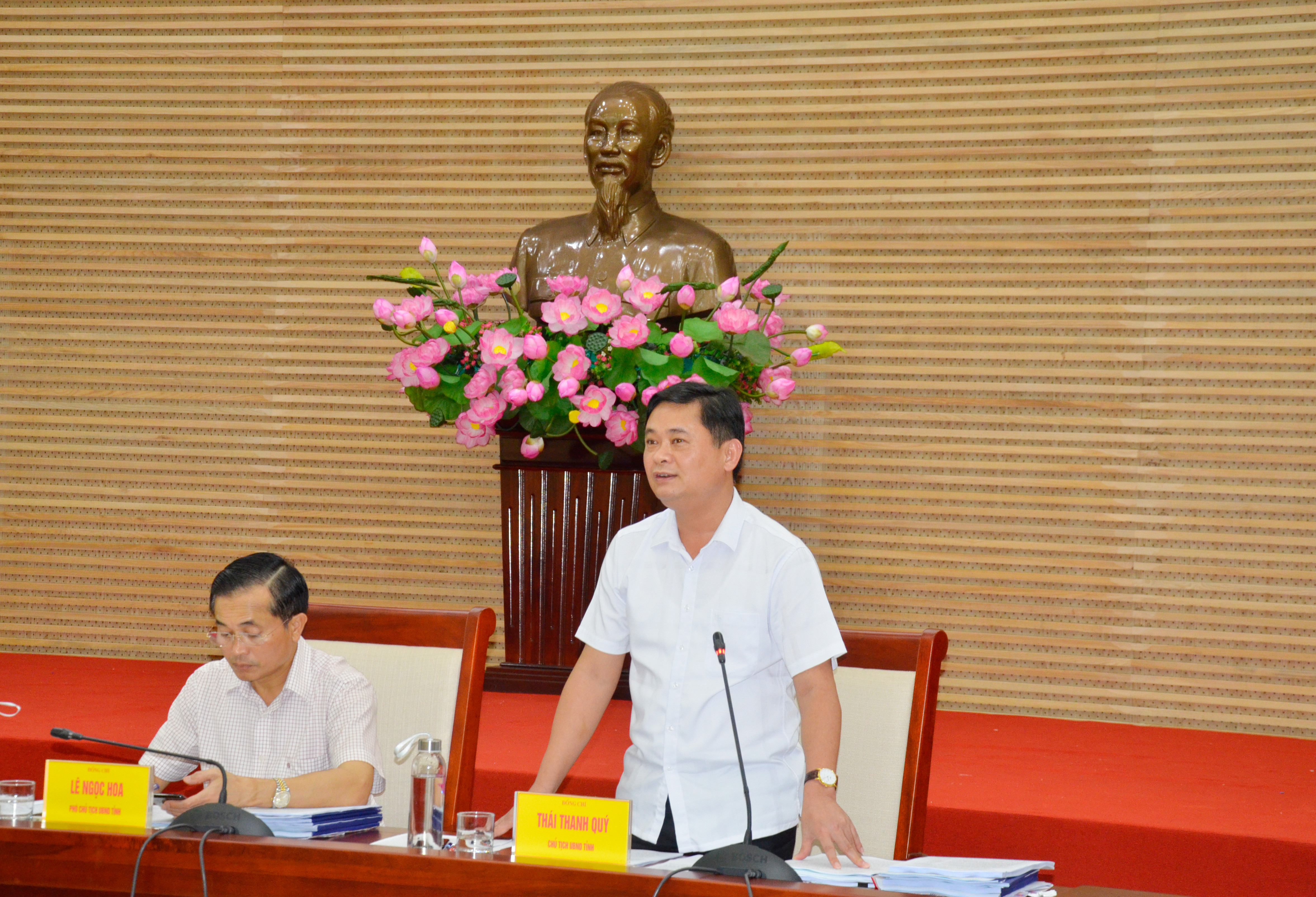 Chủ tịch UBND tỉnh Thái Thanh Quý thống nhất thông qua Đề án thành lập Văn phòng đăng ký đất đai cấp tỉnh. Ảnh: Thanh Lê
