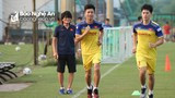 Phan Văn Đức và các tuyển thủ xứ Nghệ hăng say tập luyện cùng ĐT Việt Nam