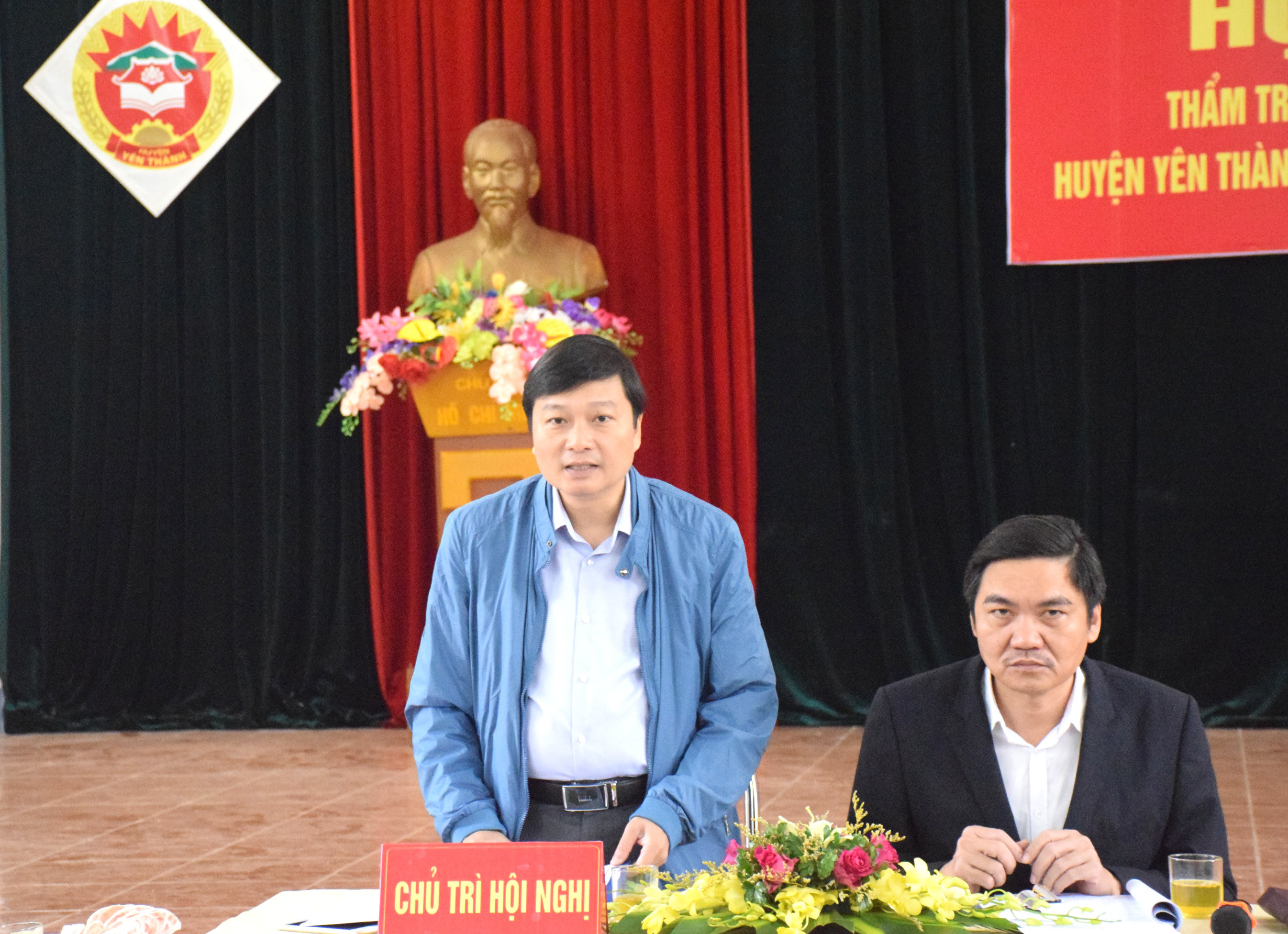 Đồng chí Lê Hồng Vinh - Ủy viên BTV Tỉnh ủy, Phó Chủ tịch UBND tỉnh phát biểu chỉ đạo tại hội nghị. Ảnh: Xuâ Hoàng