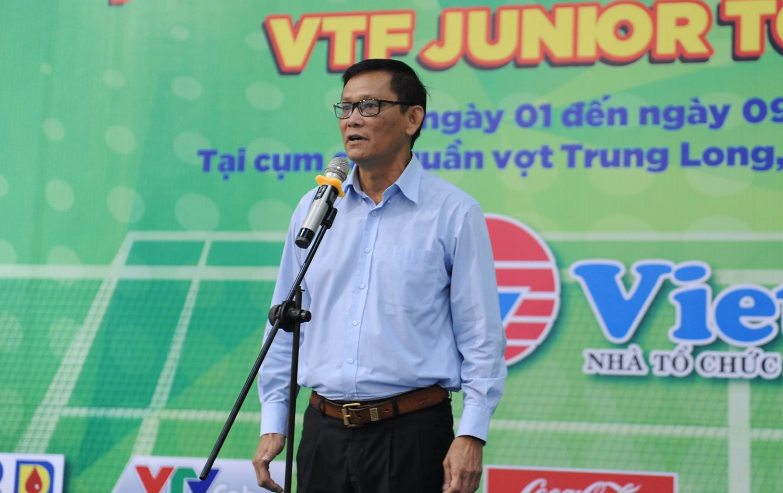 Ông Đoàn Thanh Tùng - Tổng thư ký Liên đoàn quần vợt Việt Nam, Trưởng Ban tổ chức giải phát biểu khai mạc. Ảnh: Trung Kiên