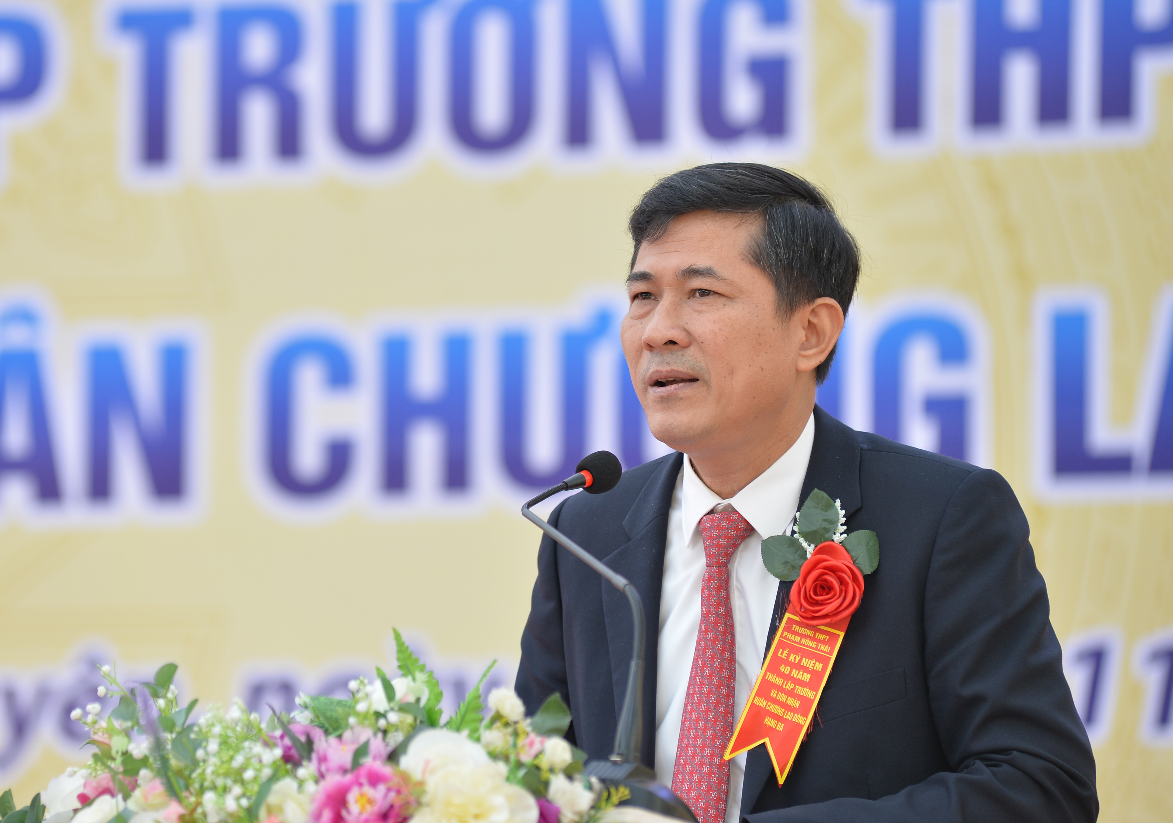 Đồng chí Thái Văn Thành - Ủy viên BCH Đảng bộ tỉnh, Giám đốc Sở Giáo dục và Đào tạo 