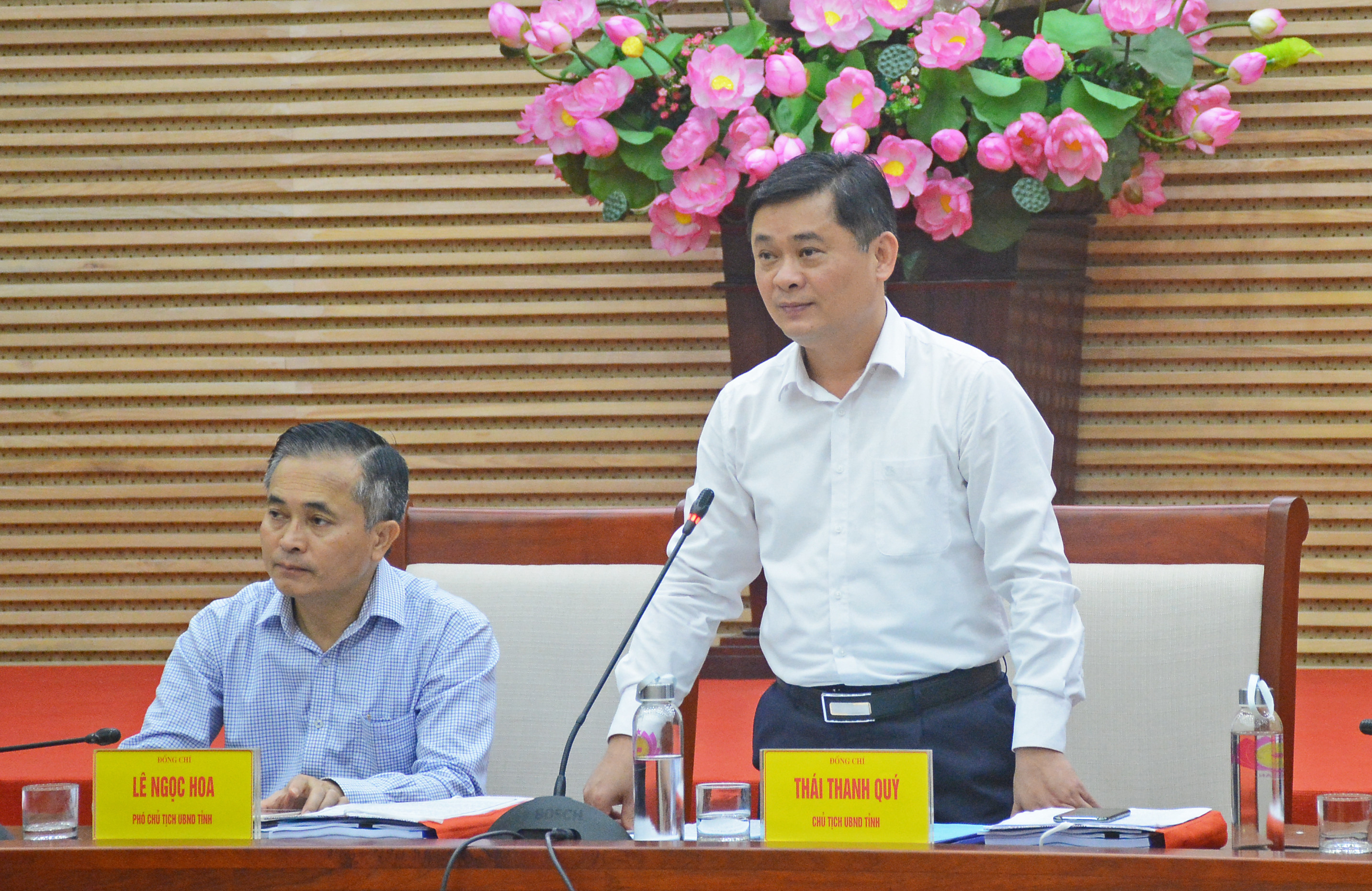 Chủ tịch UBND tỉnh Thái Thanh Quý lưu ý quan tâm đến các nguồn có nguy cơ gây ô nhiễm môi trường. Ảnh: Thu Giang