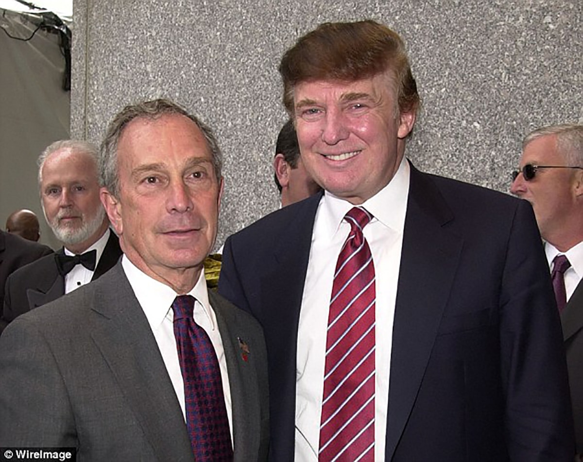 Michael Bloomberg và Tổng thống Donald Trump từng là bạn bè. “Tôi đoán chúng tôi không còn là bạn nữa”, ông Trump nói sau khi biết Bloomberg sẽ tranh cử tổng thống. Ảnh WireImage