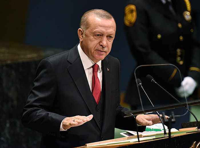 Ông Tayyip Erdogan đưa ra nhiều quyết định thách thức chính sách đối ngoại của Mỹ. Ảnh: K2 Radio
