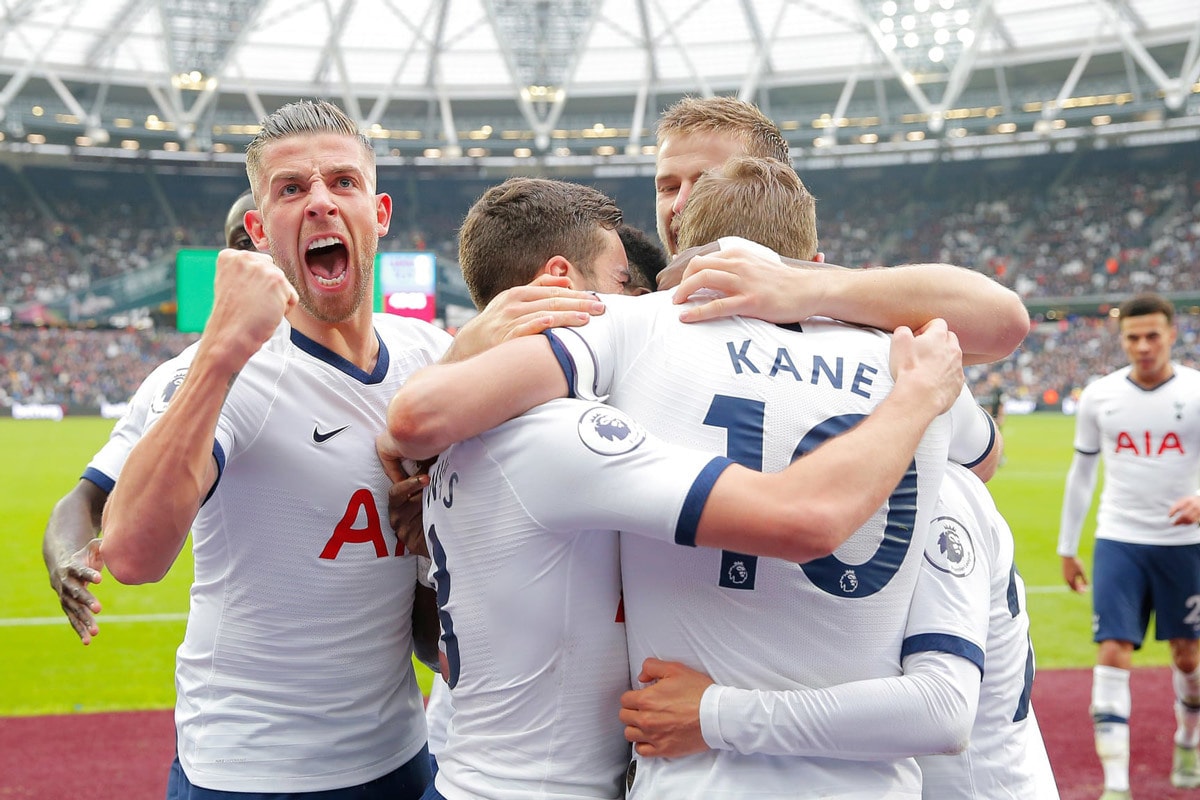 Tottenham thắng sân khách lần đầu tiên kể từ tháng Giêng