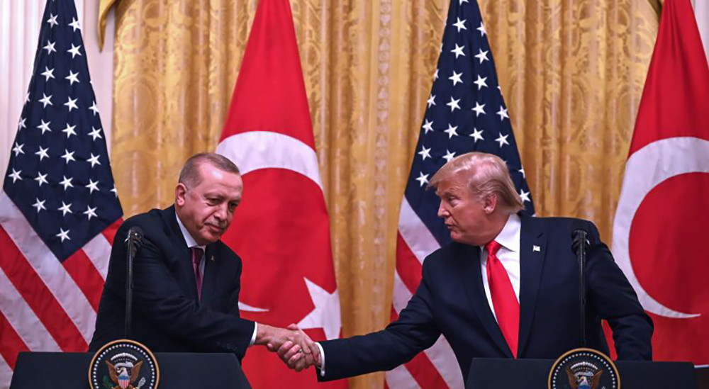 Tổng thống Thổ Nhĩ Kỳ Tayyip Erdogan khiến thế giới bất ngờ khi sẵn sàng phớt lờ Mỹ. Ảnh: Reuters