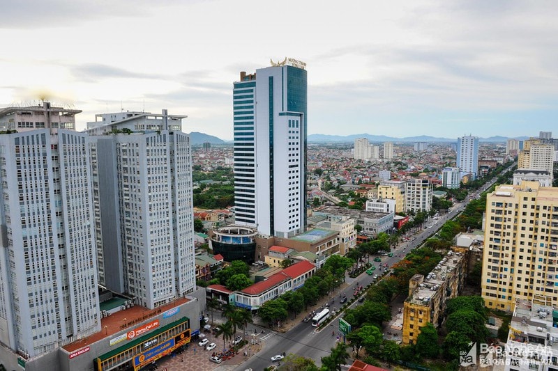 Thành phố Vinh có nhiều khu chung cư đầu tư bất cập về hạ tầng giao thông và các công trình phục vụ dân sinh. Ảnh tư liệu Thành Cường