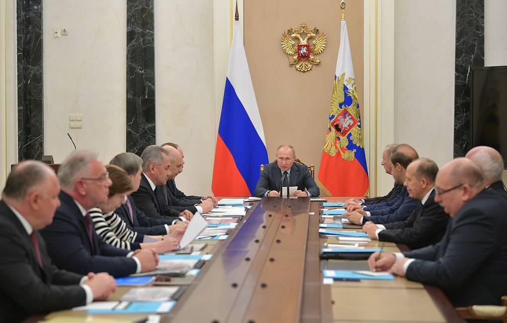 Tổng thống Nga Putin tại cuộc họp tại Ủy ban hợp tác kỹ thuật quân sự với nước ngoài. Ảnh: TASS