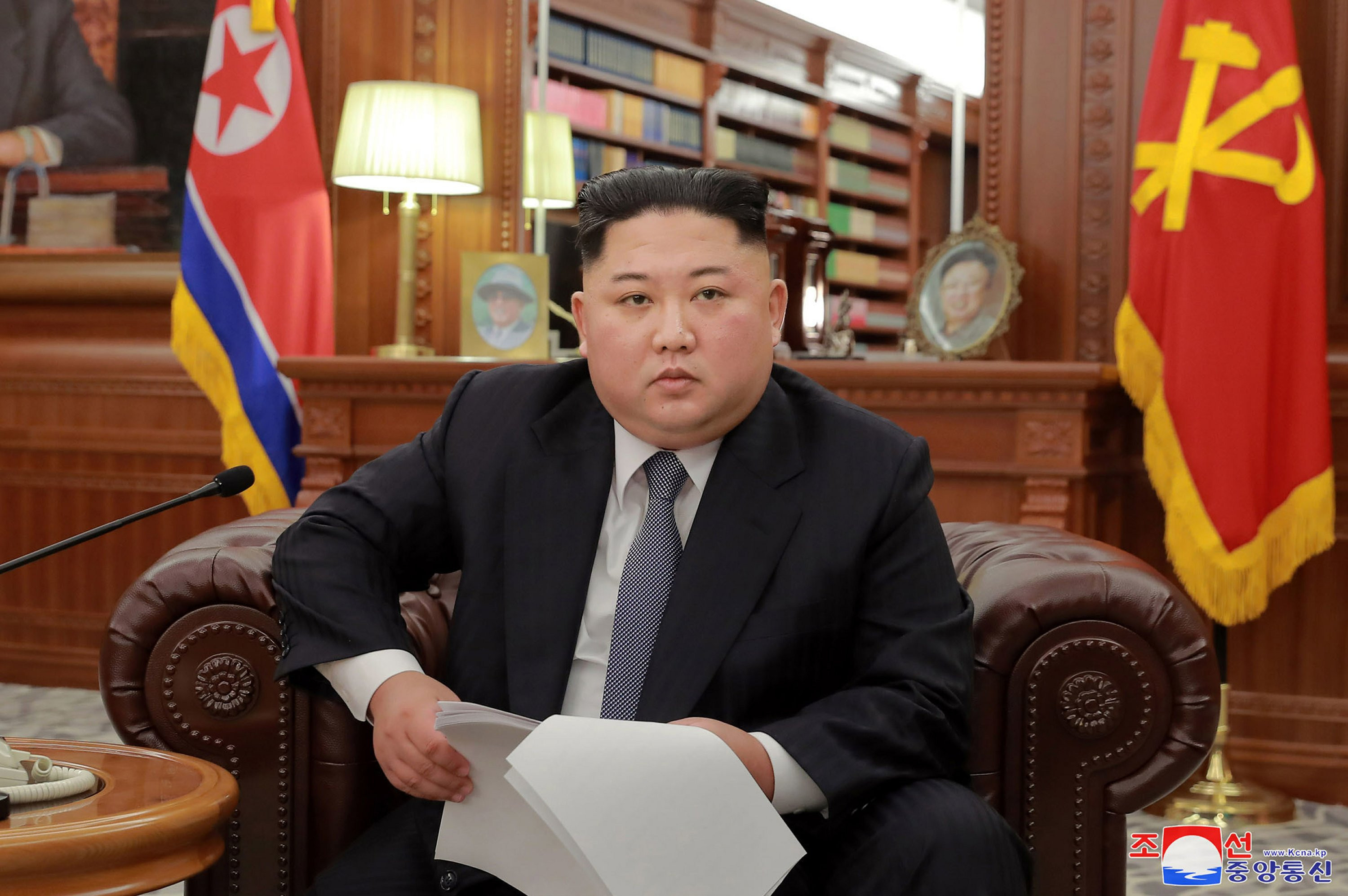 Ông Kim Jong-un đọc Thông điệp năm mới năm 2019. Ảnh: Daily Herald