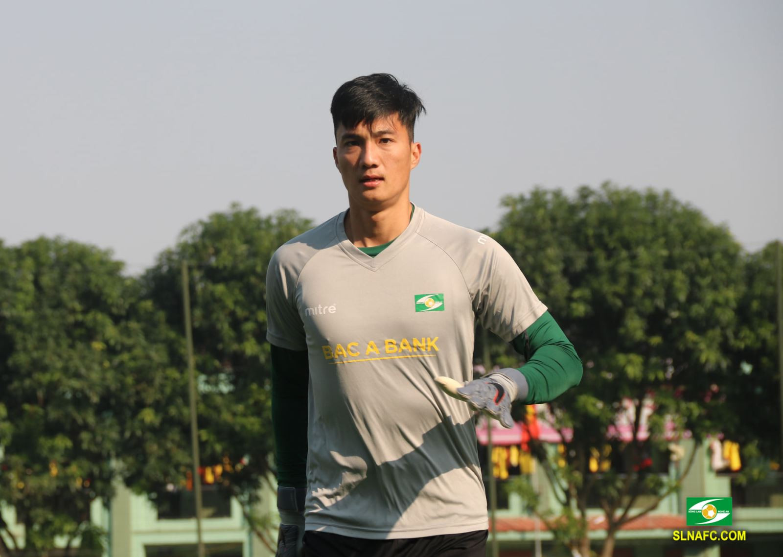 Ánh hào quang U23 châu Á đã lùi xa, giờ là lúc Văn Hoàng tận dụng cơ hội để tỏa sáng trong màu áo đội bóng quê hương SLNA - Ảnh: SLNA FC