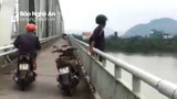 Người đàn ông bỏ lại xe máy trên cầu Bến Thủy rồi gieo mình xuống sông tự tử