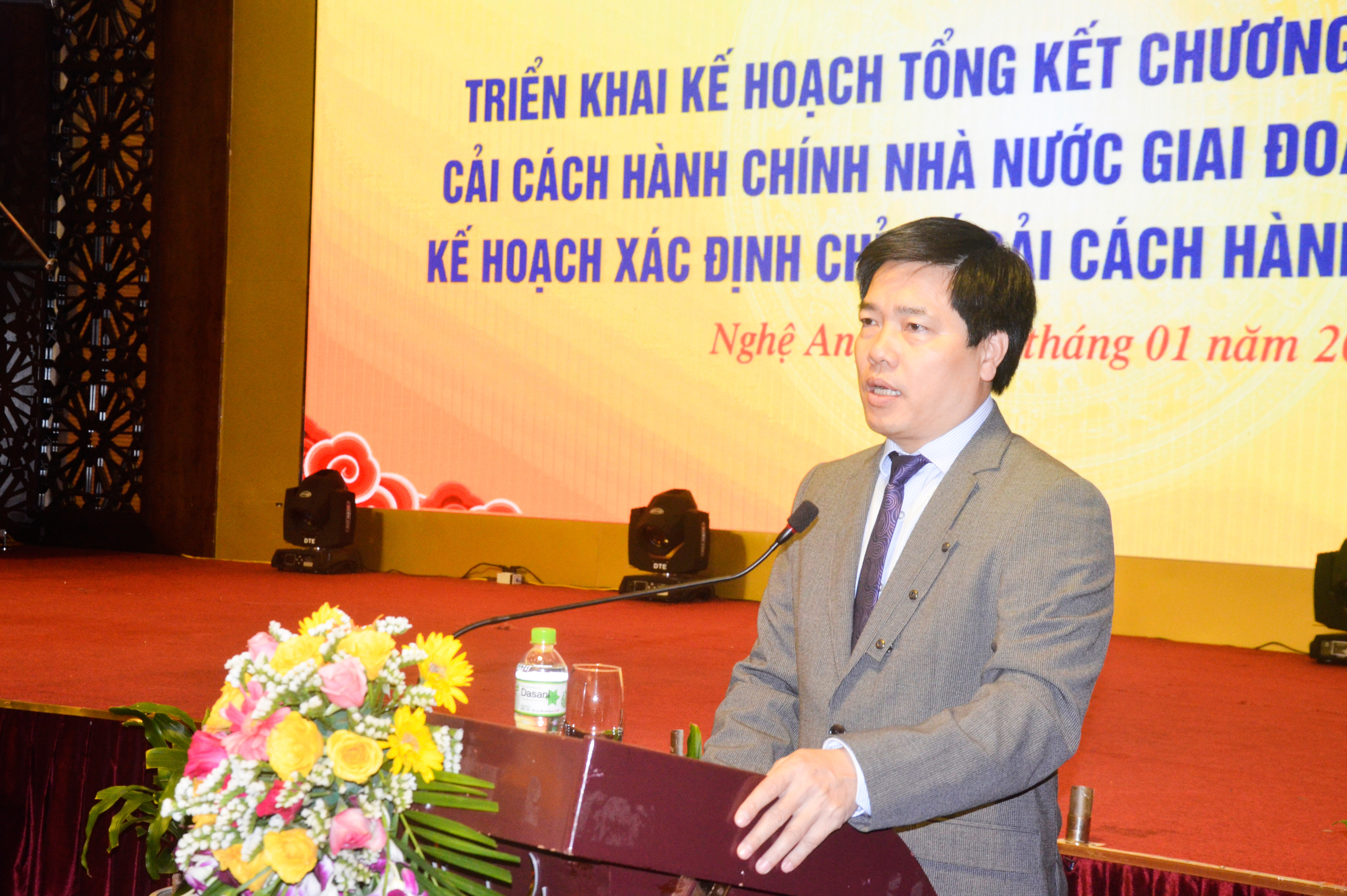 Đồng chí Phạm Mạnh Hùng phát biểu khai mạc hội nghị. Ảnh: Thanh Lê