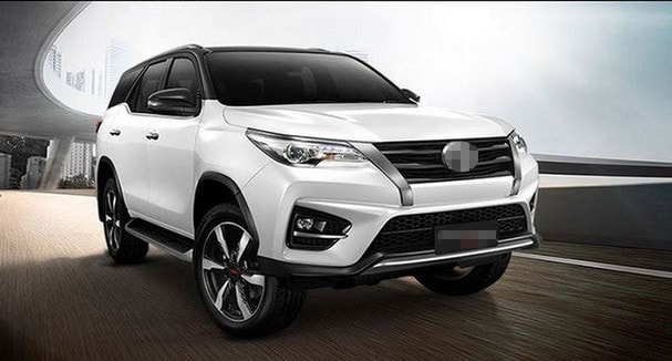 Chi phí phụ tùng thay thế định kỳ dòng xe hạng trung cũng cao hơn dòng phổ thông. Ảnh B.D
