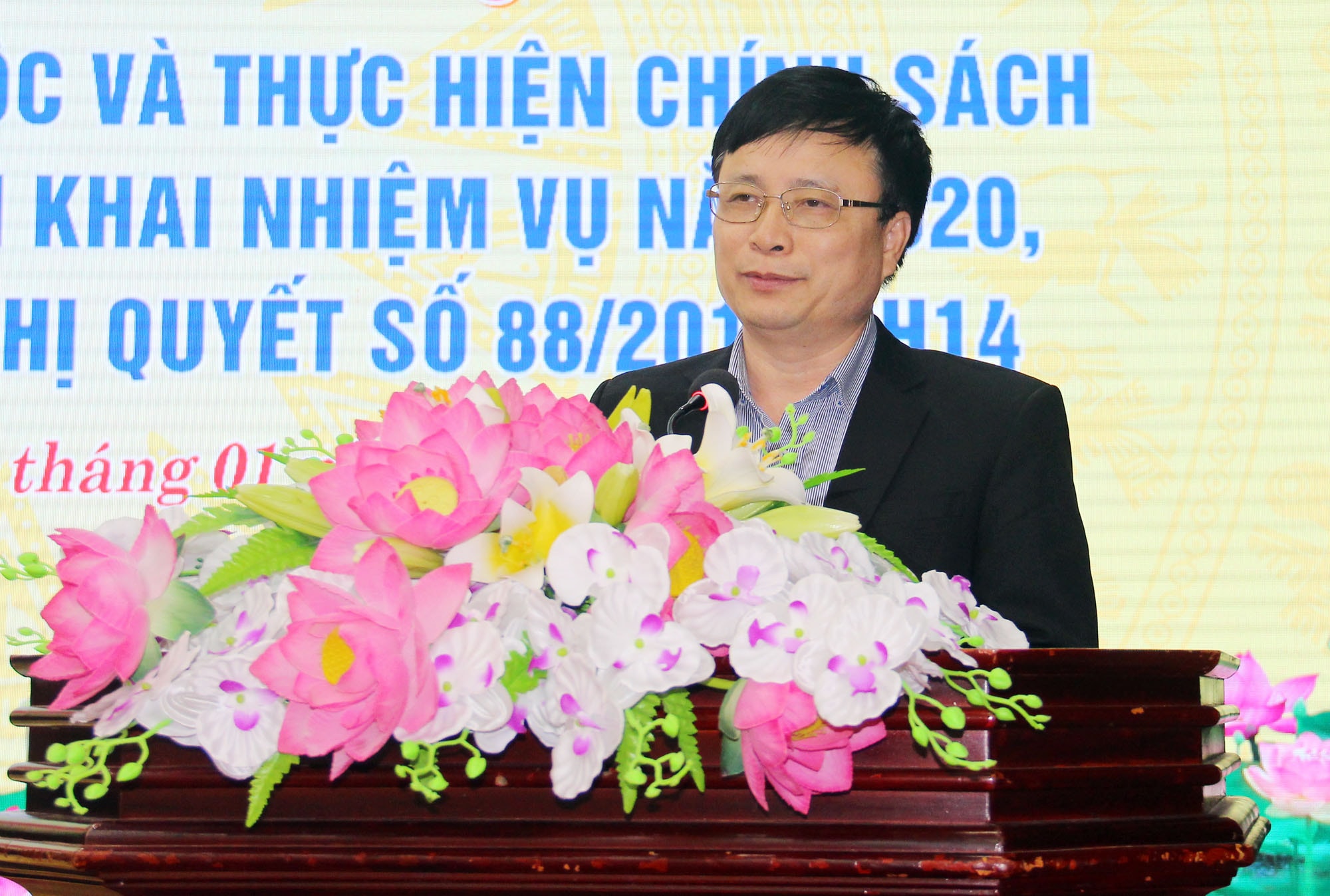 Đồng chí Bùi Đình Long phát biểu tại Hội nghị. Ảnh: Thanh Quỳnh