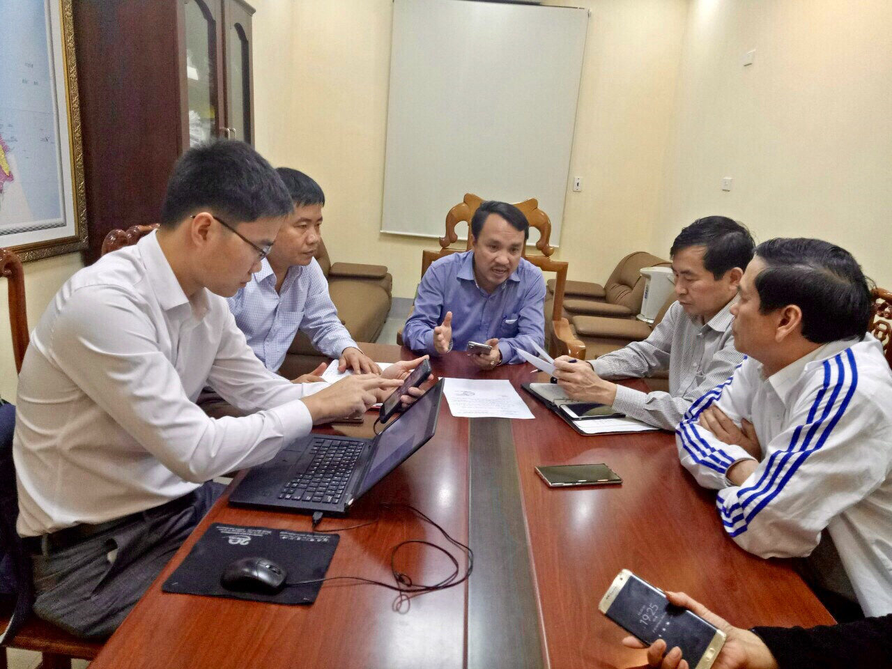 Lãnh đạo Sở Y tế Nghệ An họp khẩn ứng phó với viêm phổi Vũ Hán.