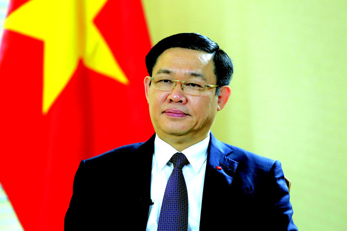 Ủy viên Bộ Chính trị, Phó Thủ tướng Vương Đình Huệ