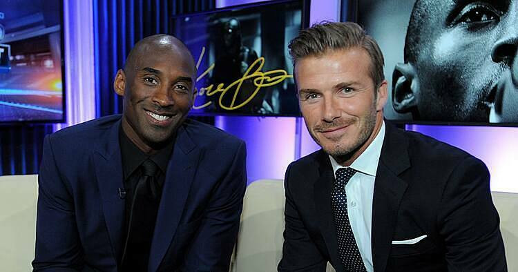 Beckham (phải) từng chơi thân với Bryant khi chơi bóng tại Mỹ.