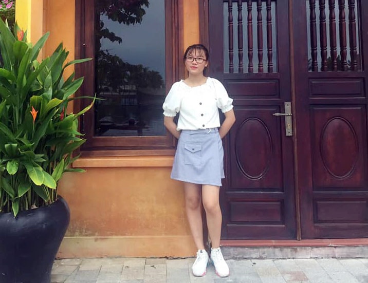 Nữ sinh chuyên Toán nuôi ước mơ làm cô giáo. Ảnh: NVCC