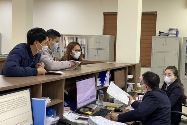 Trong vòng xoáy đại dịch, biên giới im lìm, hàng hóa ứ đọng