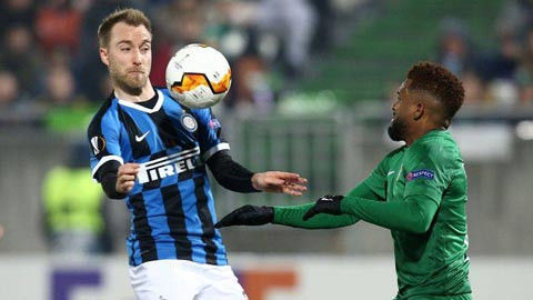 Tuy nhiên, điều này có lẽ không ảnh hưởng quá nhiều tới Inter Milan, bởi ở trận lượt đi dù phải chơi trên sân khách nhưng thầy trò HLV Antonio Conte đã có chiến thắng nhẹ nhàng 2-0