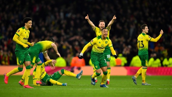 Norwich đã bản lĩnh hơn ở loạt luân lưu, qua đó loại Tottenham khỏi FA Cup