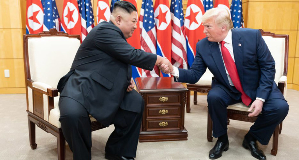 Những cái bắt tay giữa Tổng thống Mỹ Donald Trump và Nhà lãnh đạo Kim Jong-un chỉ còn là trong quá khứ. Ảnh: White House