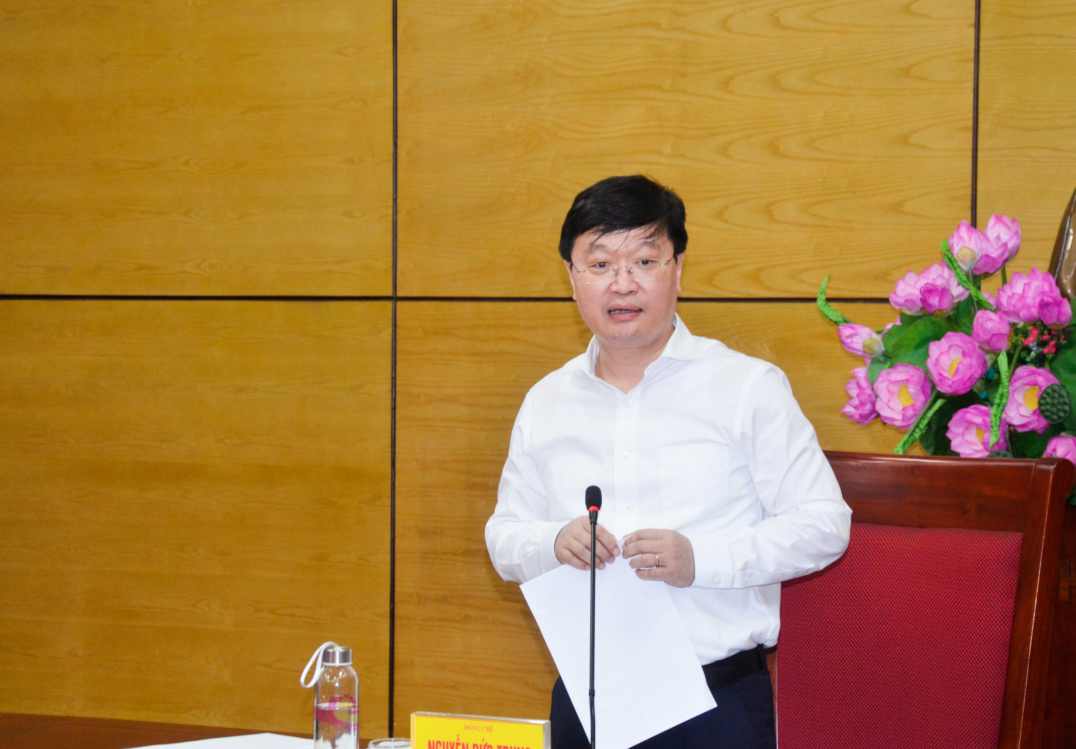 Chủ tịch UBND tỉnh Nguyễn Đức Trung kết luận tại hội nghị. Ảnh: Thanh Lê