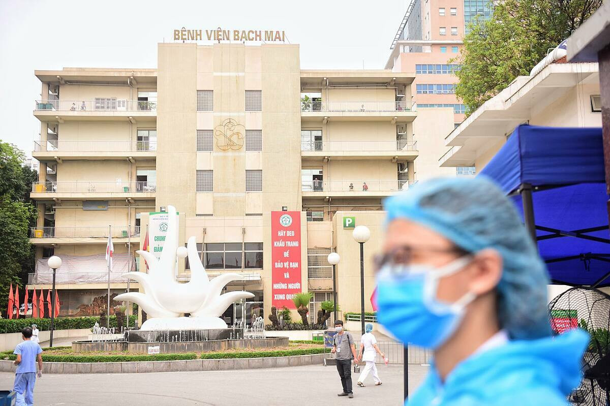 Bệnh viện Bạch Mai hiện đang 