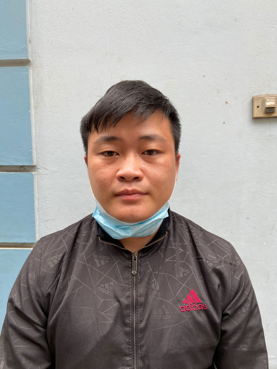 Đối tượng Trương Văn Luyện tại cơ quan công an. Ảnh: An Bình