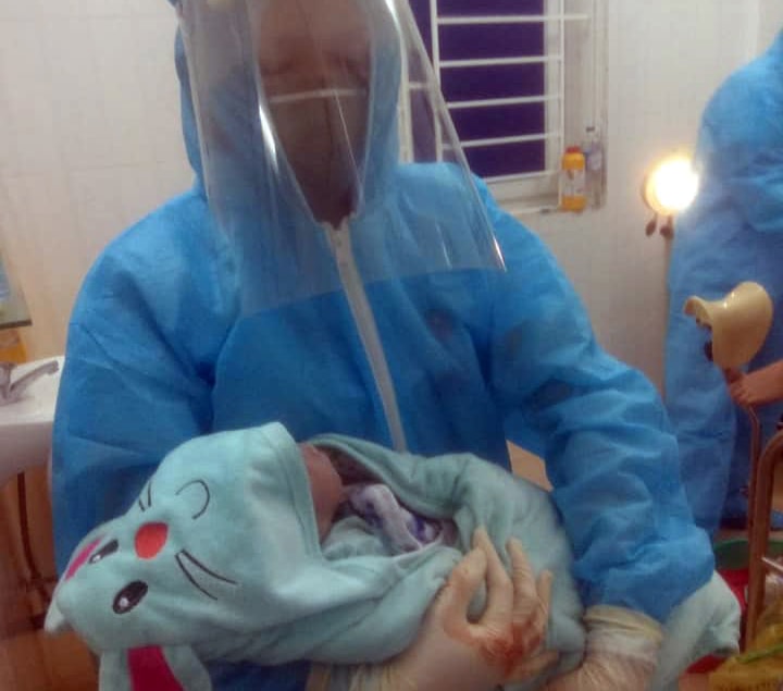 Ca sinh nở thành công, mẹ tròn con vuông. Ảnh: ĐKH
