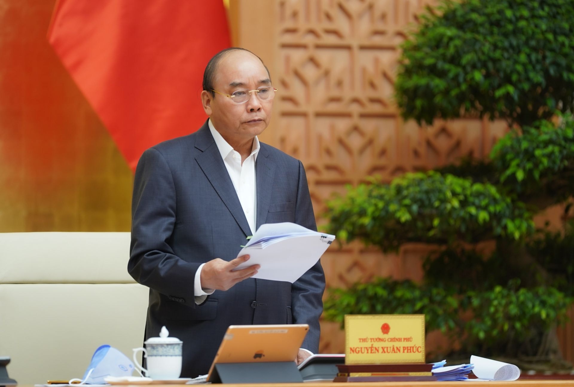 Thủ tướng: Thực hiện nghiêm việc cách ly xã hội theo đúng yêu cầu của Chỉ thị số 16/CT-TTg. Ảnh: VGP