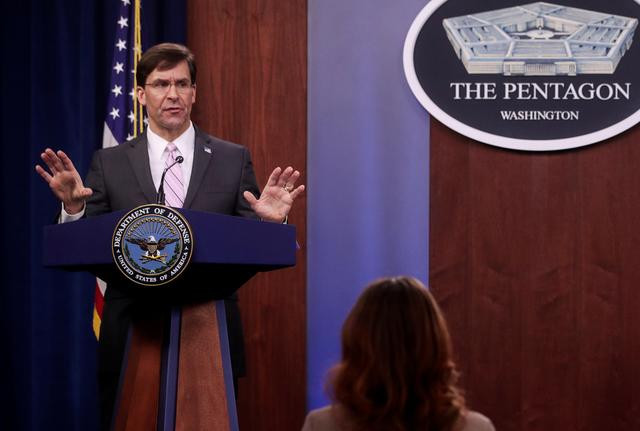 Bộ trưởng Quốc phòng Mỹ trong một buổi họp báo hồi tháng 4. Ảnh: Reuters