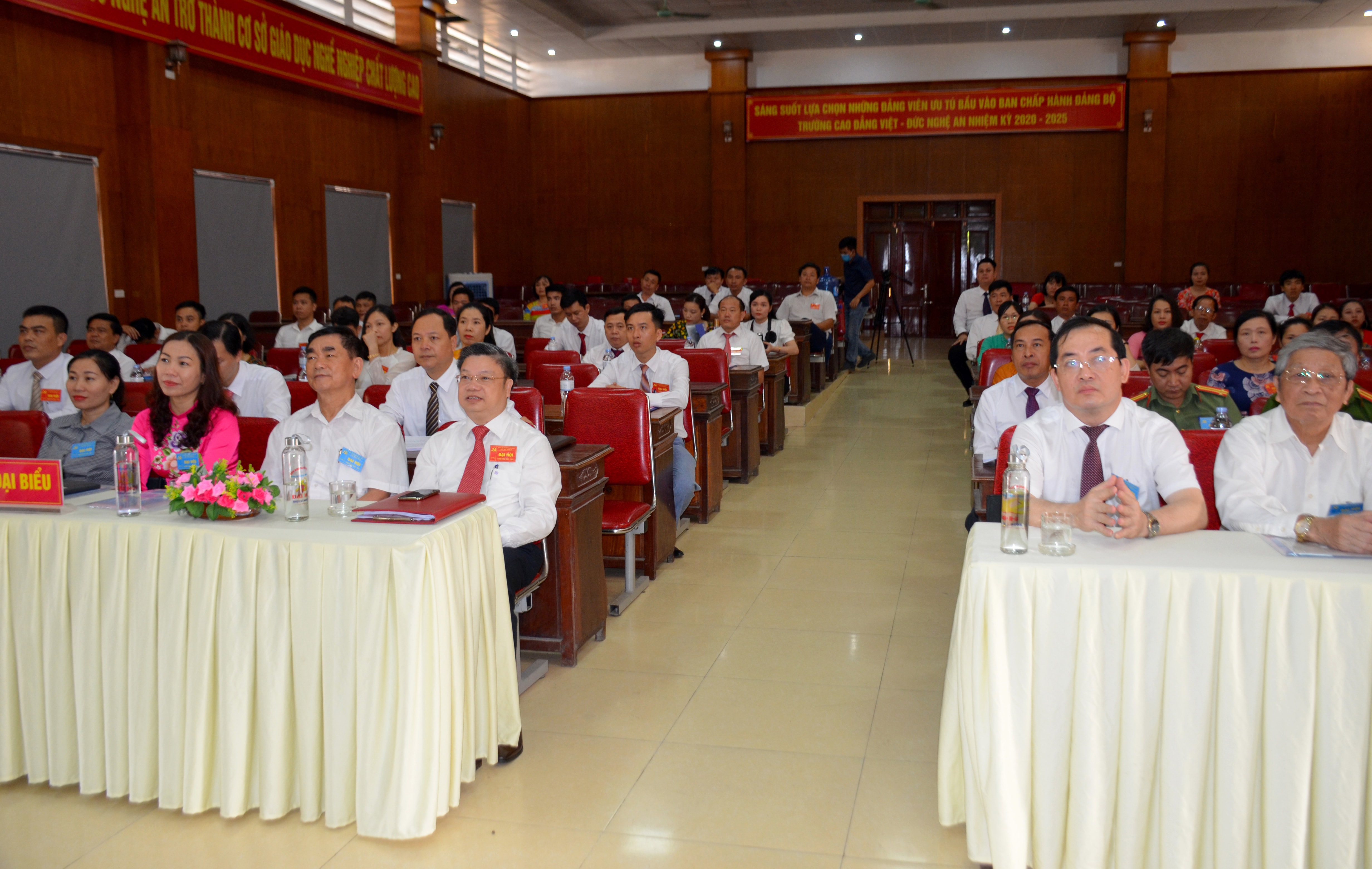 Đại hội Đảng bộ Trường Cao đẳng Việt  Đức