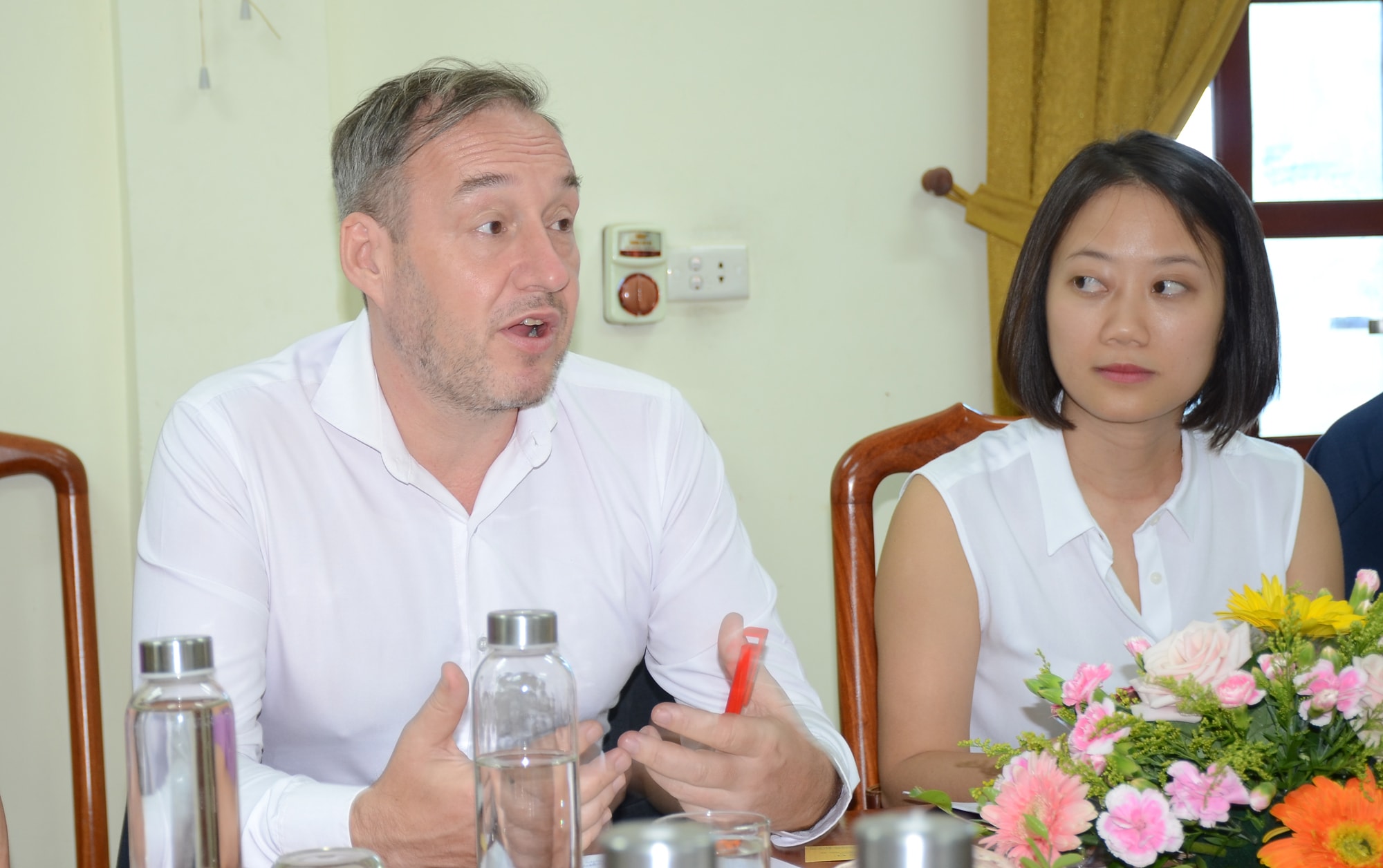 Ông Phó Đại Sứ đánh giá cao. Ảnh Thành Chung