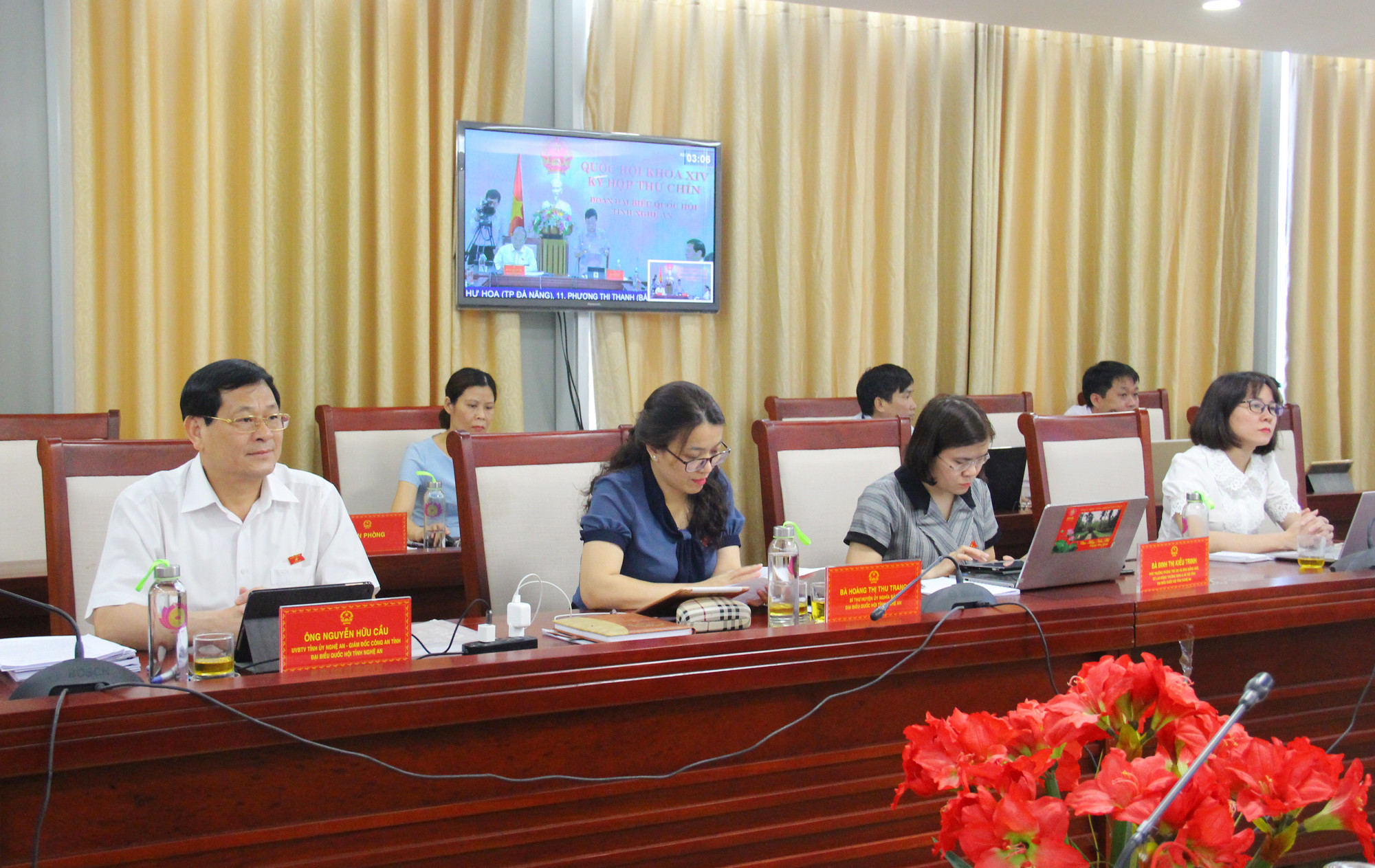 Các đại biểu tham gia hội nghị tại điểm cầu Nghệ An. Ảnh: Thanh Quỳnh