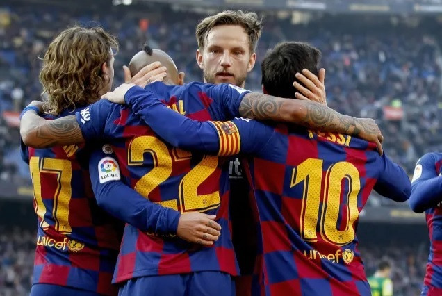 Ở Barca, chỉ có Messi và thủ thành Ter Stegen được đảm bảo tương lai