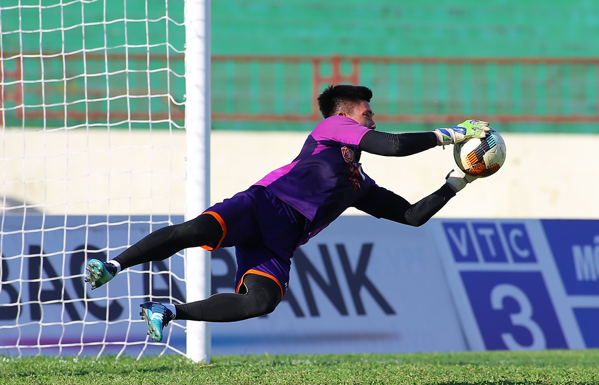 Đội bóng Bà Rịa - Vũng Tàu tỏ ra là một đối thủ khó chơi khi đánh bại CLB Sài Gòn 2-1 tại Vòng loại. Ảnh: Xuân Thủy