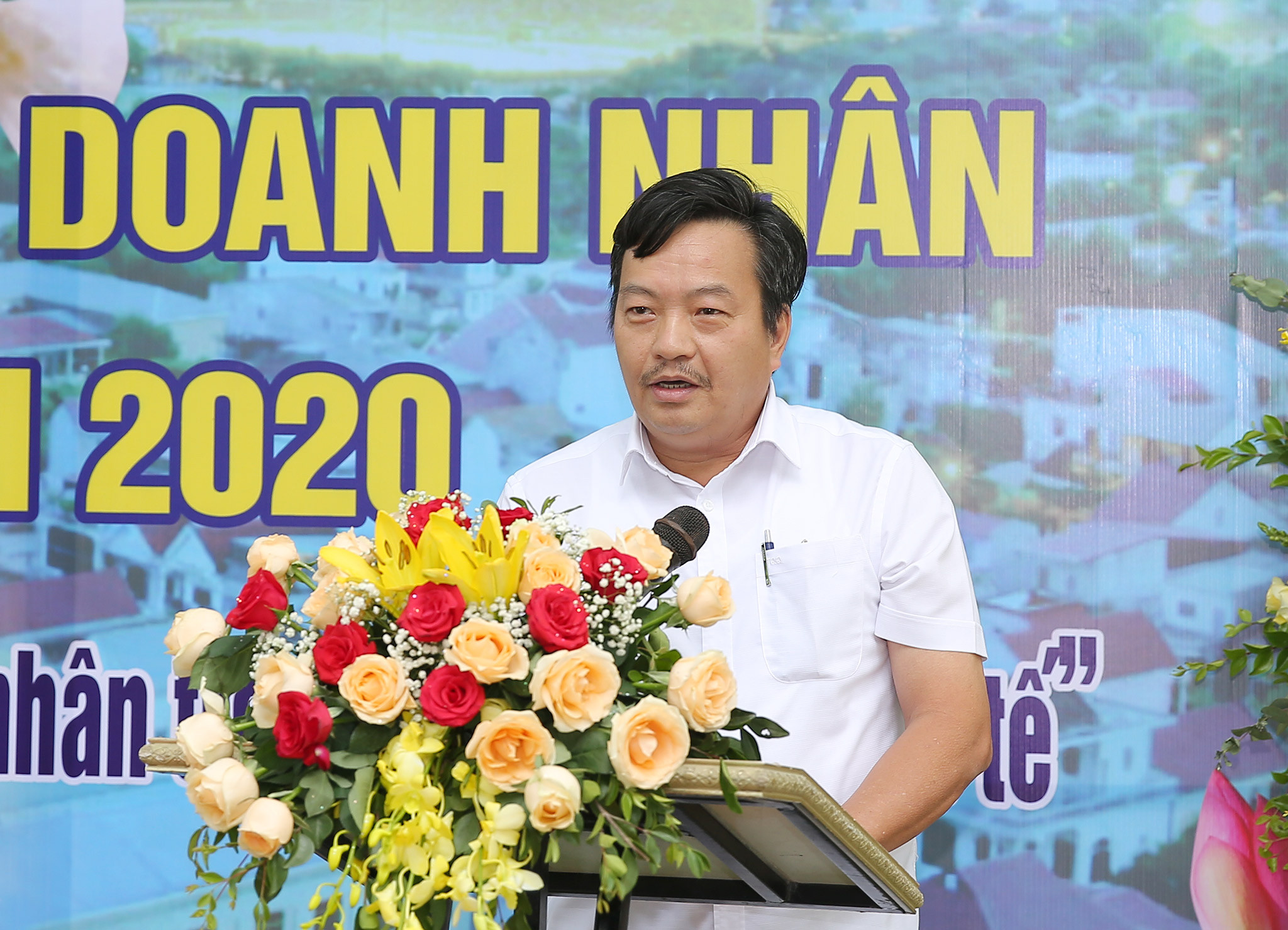 Ông Trần Anh Sơn - Chủ tịch Hội doanh nghiệp tiêu biểu tỉnh Nghệ An cho rằng rút ngắn thủ tục hành chính mang lại lợi ích lớn cho các doanh nghiệp. Ảnh: Lâm Tùng
