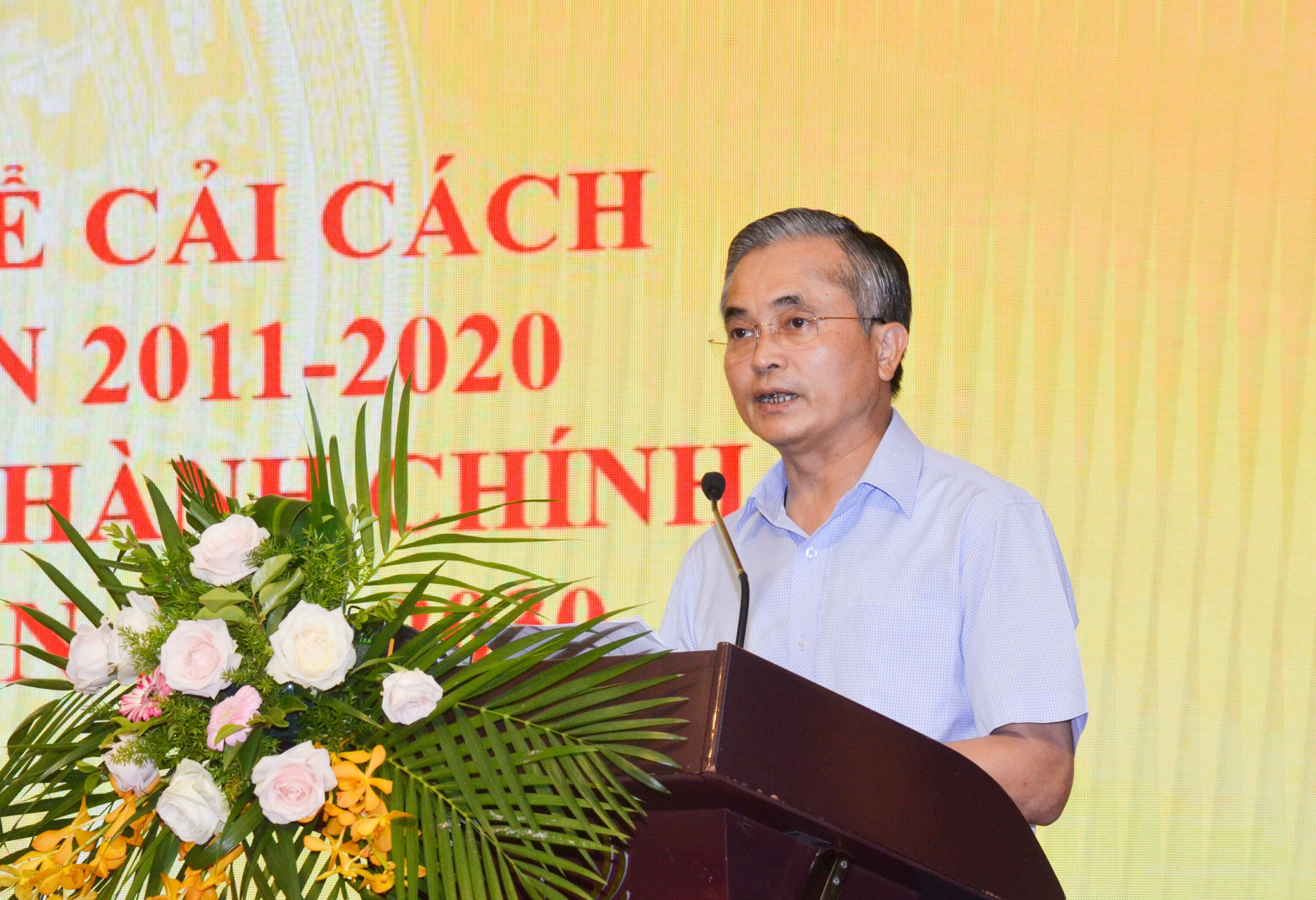 Phó Chủ tịch UBND tỉnh Lê Ngọc Hoa phát biểu tại hội nghị. Ảnh: Thanh Lê