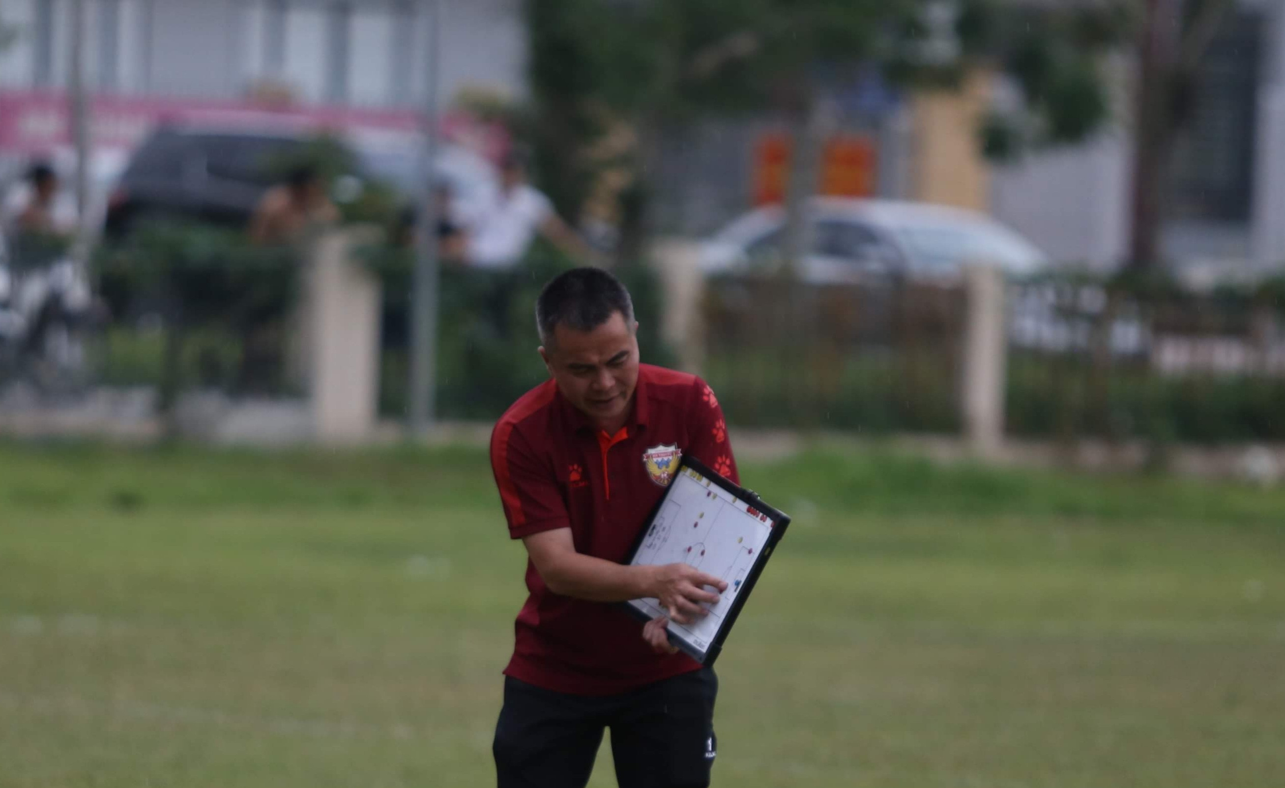 HLV Phạm Minh Đức đang chứng tỏ được năng lực của mình tại đấu trường V.League. Ảnh: Thùy Dung 