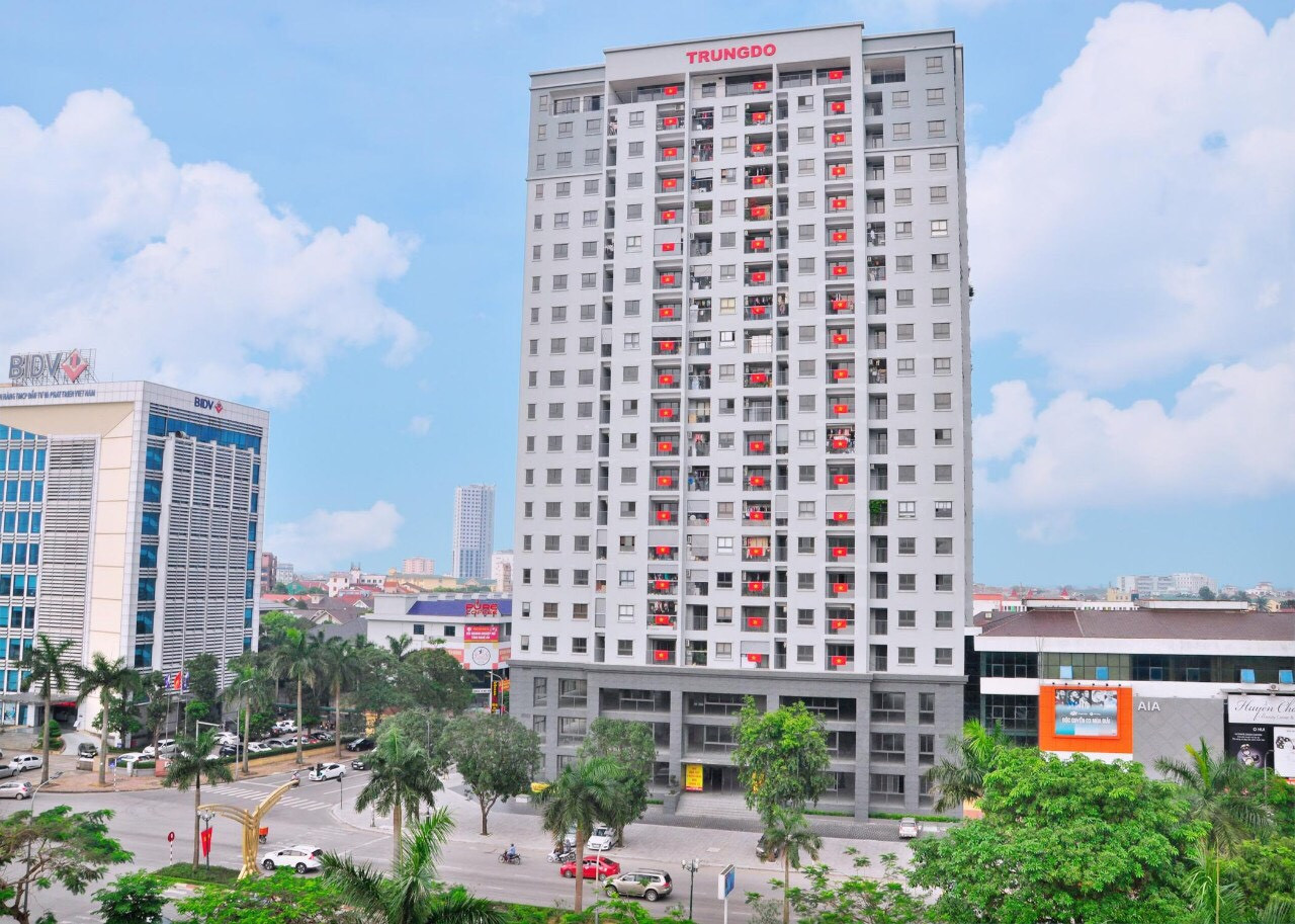 Tòa nhà Trung Đô Tower 21 tầng tại Khu đô thị mới Nam Nguyễn Sỹ Sách do Công ty CP đầu tư là điểm nhấn cho đô thị Vinh. Ảnh: Phạm An