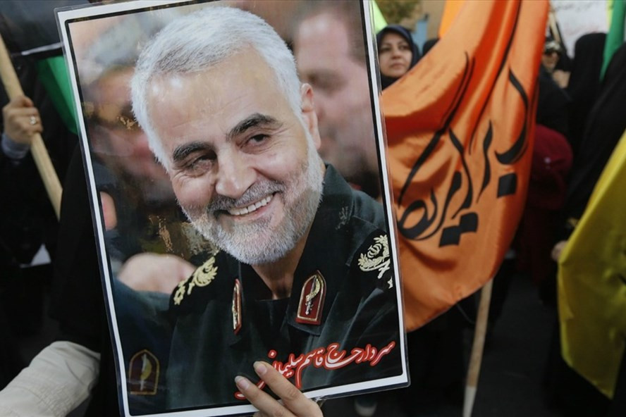 Tướng Qasem Soleimani được ca ngợi là một người anh hùng ở Iran. Ảnh: Tablet Magazine